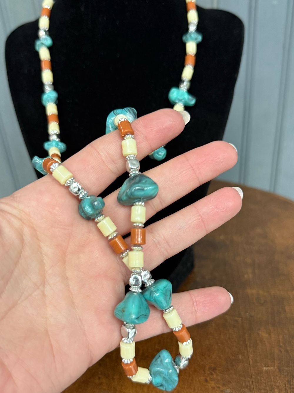 Turquoise Tone Beaded Statement Necklace Boho Southwestern - Picture 4 of 8